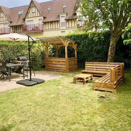 Appart 5 Pers - 500M De La Plage&Proche Thalasso Appartamento Cabourg Esterno foto