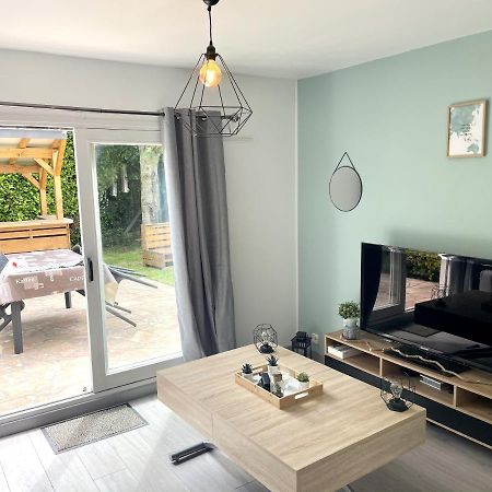 Appart 5 Pers - 500M De La Plage&Proche Thalasso Appartamento Cabourg Esterno foto