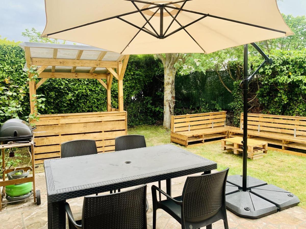 Appart 5 Pers - 500M De La Plage&Proche Thalasso Appartamento Cabourg Esterno foto